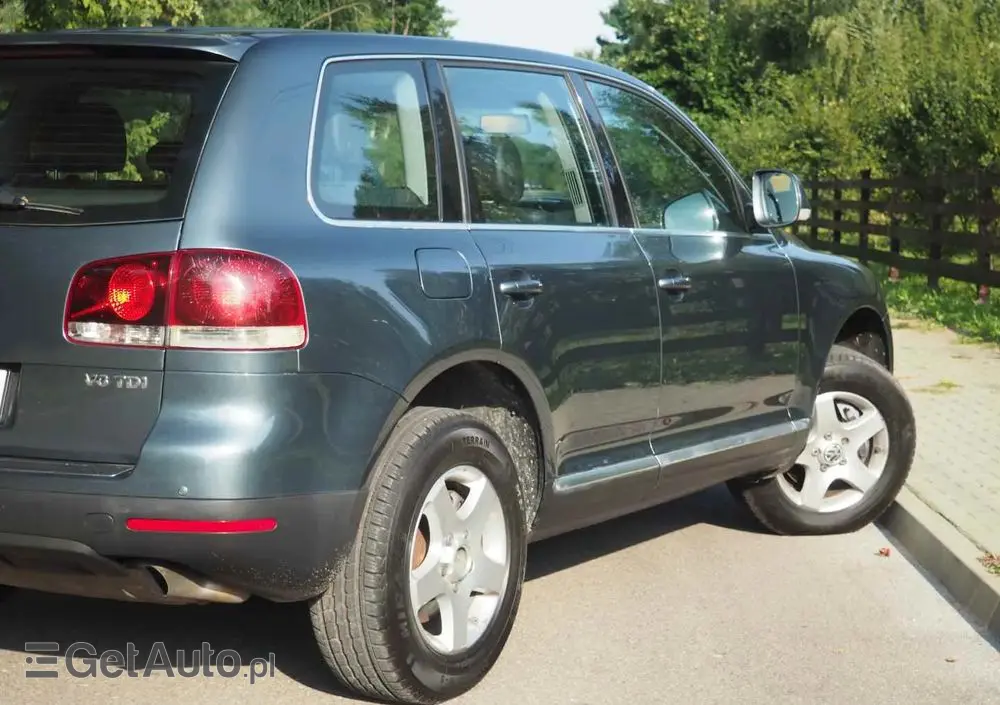 VOLKSWAGEN Touareg 3.0 V6 TDI DPF Automatik