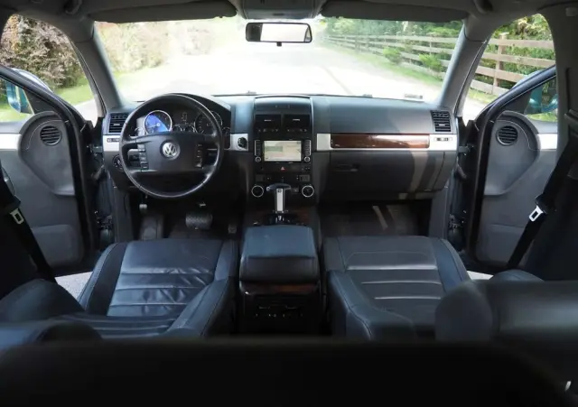 VOLKSWAGEN Touareg 3.0 V6 TDI DPF Automatik