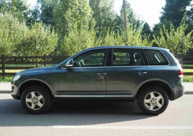 VOLKSWAGEN Touareg 3.0 V6 TDI DPF Automatik