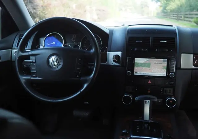 VOLKSWAGEN Touareg 3.0 V6 TDI DPF Automatik