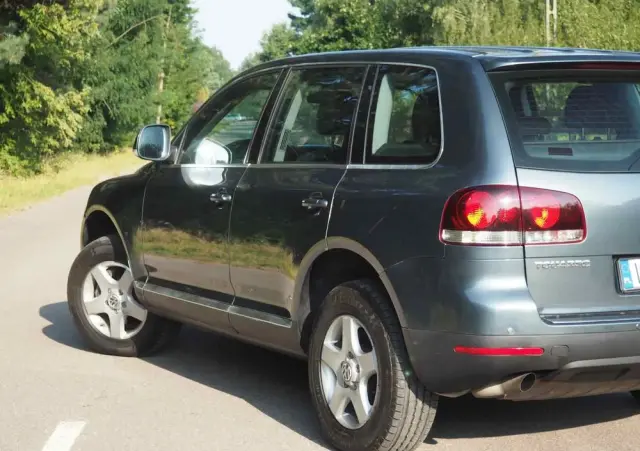 VOLKSWAGEN Touareg 3.0 V6 TDI DPF Automatik
