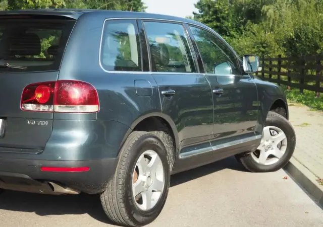 VOLKSWAGEN Touareg 3.0 V6 TDI DPF Automatik