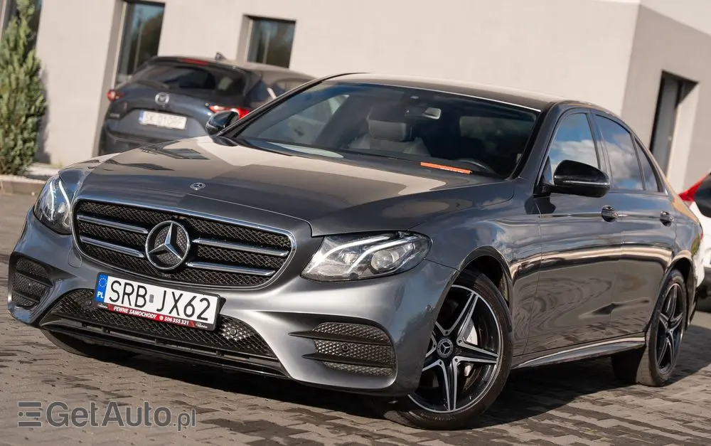 MERCEDES-BENZ Klasa E 220 d 9G-TRONIC AMG Line