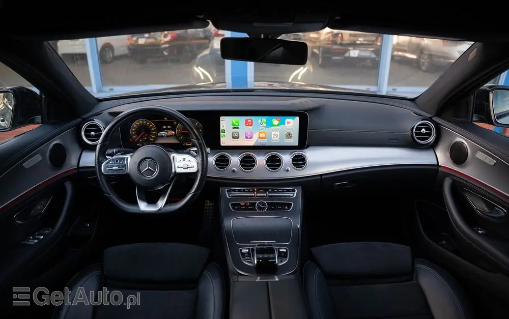 MERCEDES-BENZ Klasa E 220 d 9G-TRONIC AMG Line