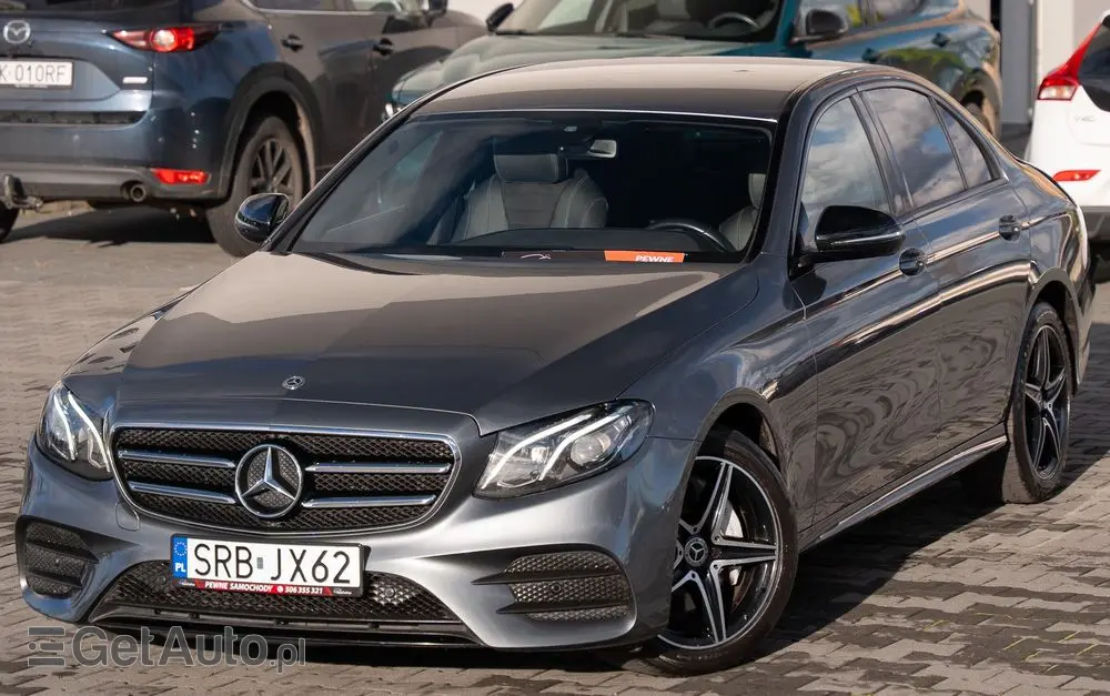 MERCEDES-BENZ Klasa E 220 d 9G-TRONIC AMG Line