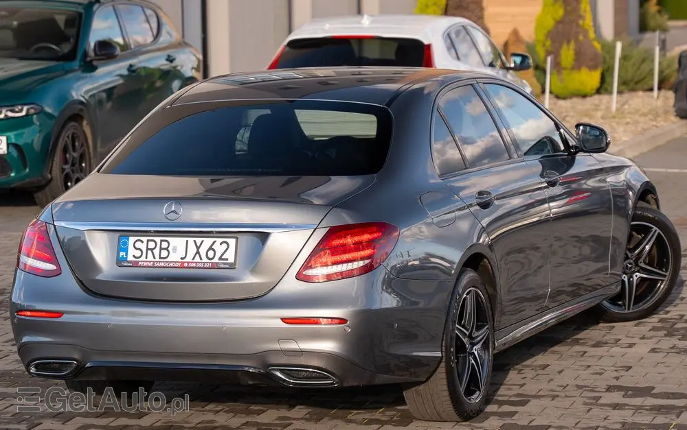 MERCEDES-BENZ Klasa E 220 d 9G-TRONIC AMG Line