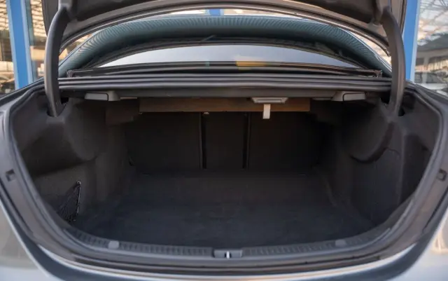 MERCEDES-BENZ Klasa E 220 d 9G-TRONIC AMG Line