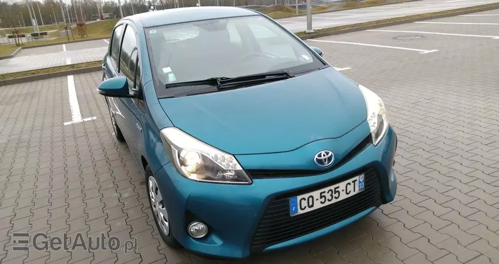 TOYOTA Yaris Hybrid 1.5 VVT-i Comfort