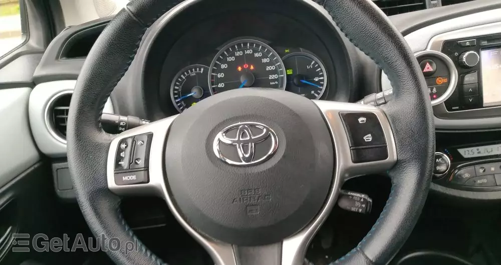 TOYOTA Yaris Hybrid 1.5 VVT-i Comfort