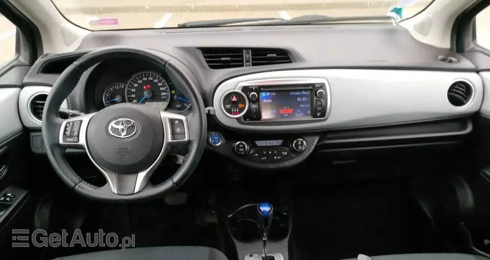 TOYOTA Yaris Hybrid 1.5 VVT-i Comfort
