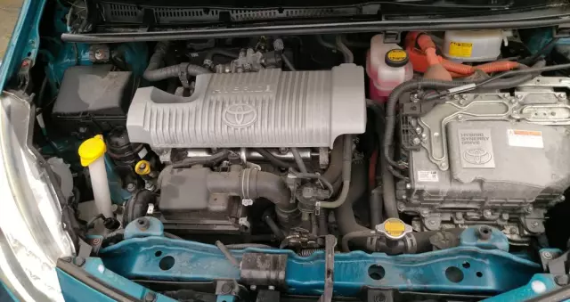 TOYOTA Yaris Hybrid 1.5 VVT-i Comfort