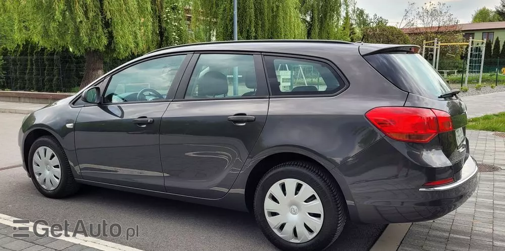 OPEL Astra 1.6 Sports Tourer Active