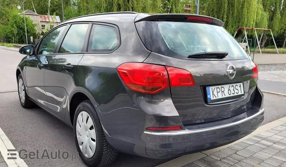 OPEL Astra 1.6 Sports Tourer Active
