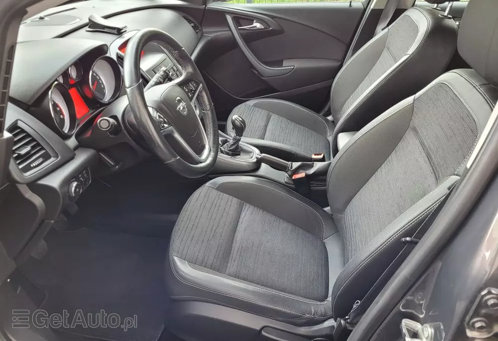 OPEL Astra 1.6 Sports Tourer Active