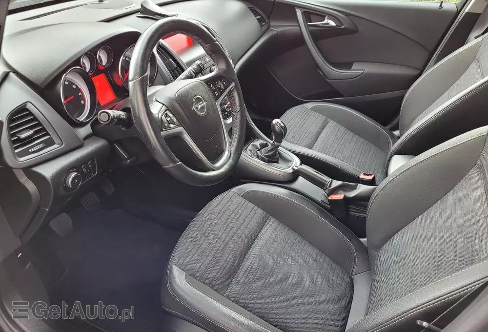 OPEL Astra 1.6 Sports Tourer Active