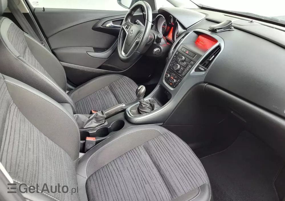 OPEL Astra 1.6 Sports Tourer Active