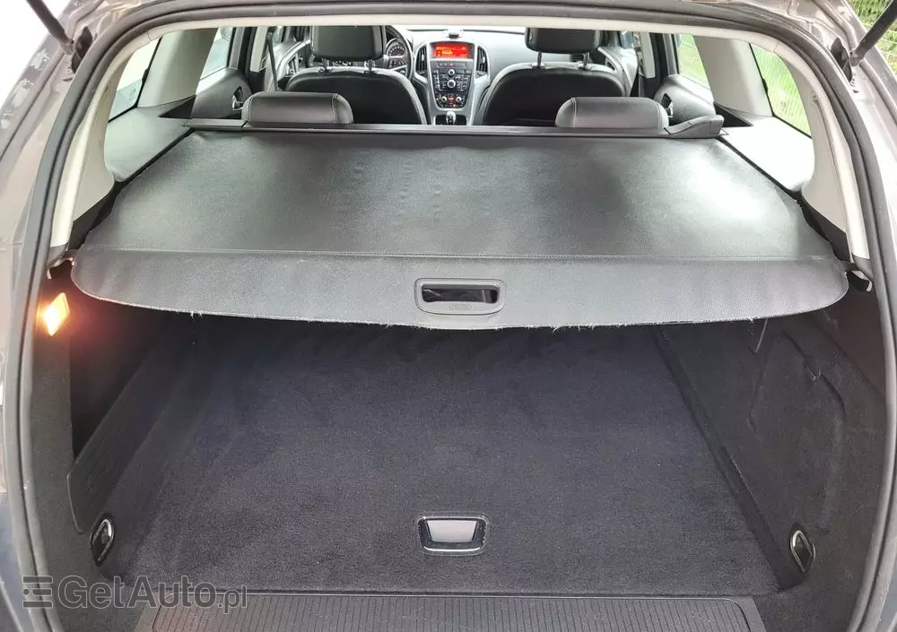 OPEL Astra 1.6 Sports Tourer Active