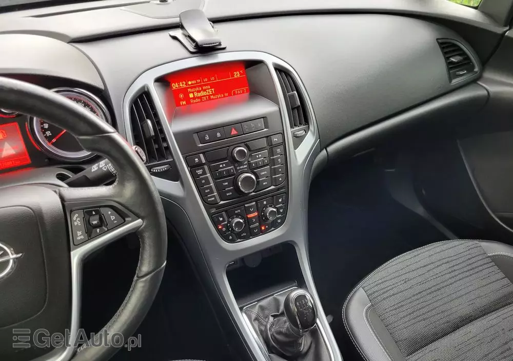 OPEL Astra 1.6 Sports Tourer Active