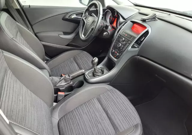OPEL Astra 1.6 Sports Tourer Active