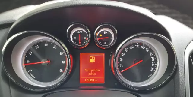 OPEL Astra 1.6 Sports Tourer Active