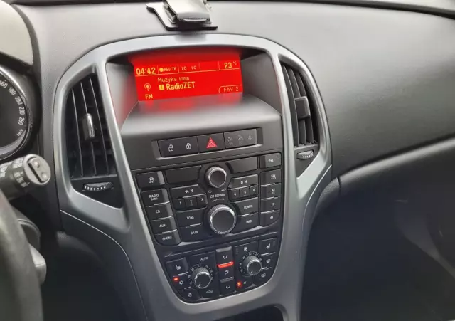 OPEL Astra 1.6 Sports Tourer Active