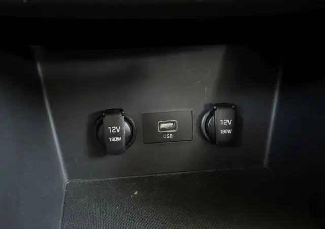 HYUNDAI I30 1.0 T-GDI Premiere Comfort