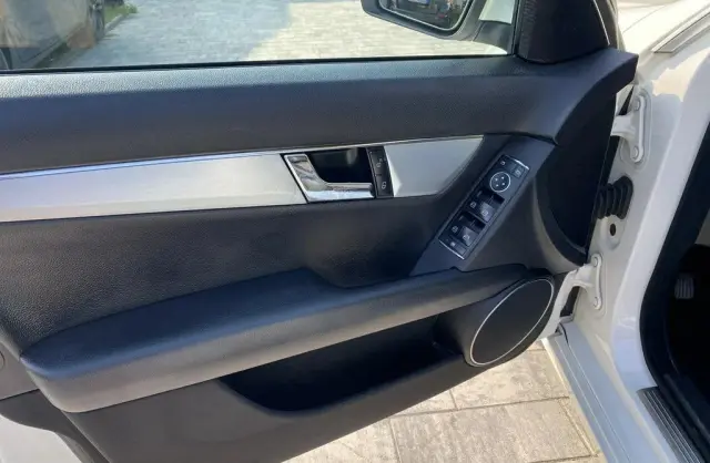 MERCEDES-BENZ Klasa C 