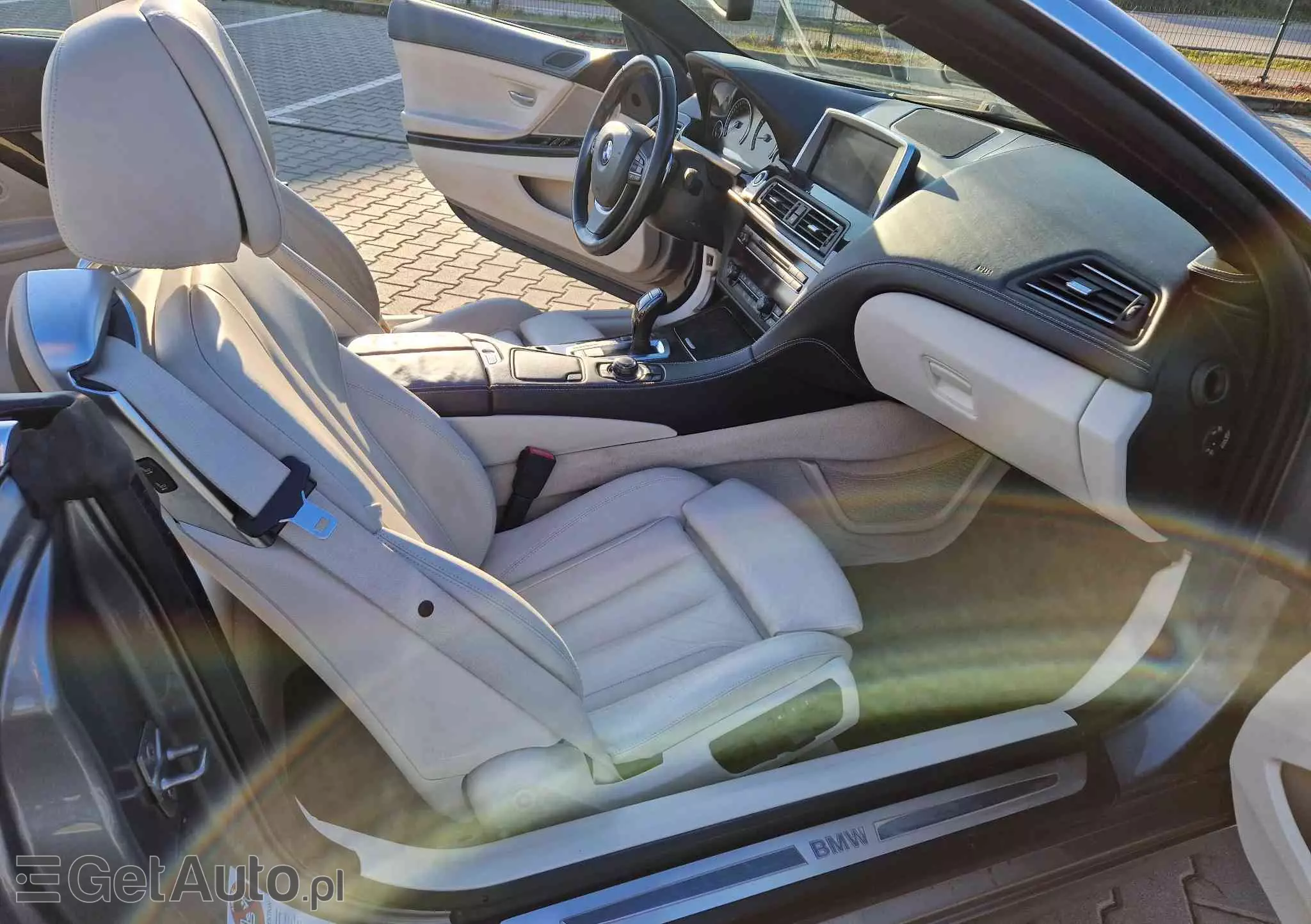 BMW Seria 6 650i xDrive Cabrio