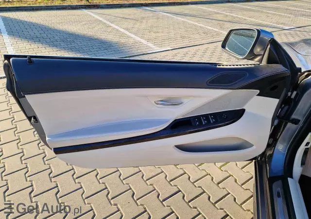 BMW Seria 6 650i xDrive Cabrio