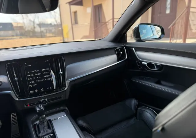 VOLVO V90 D5 AWD Geartronic R Design