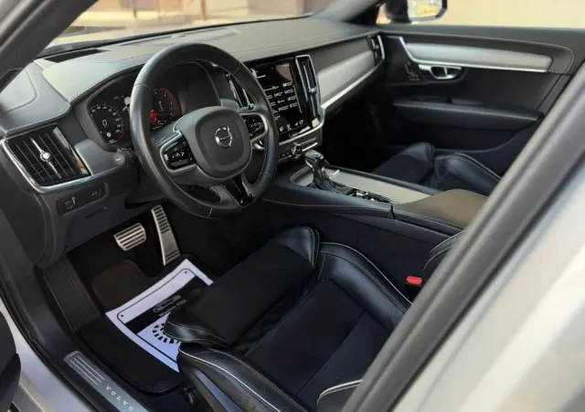 VOLVO V90 D5 AWD Geartronic R Design