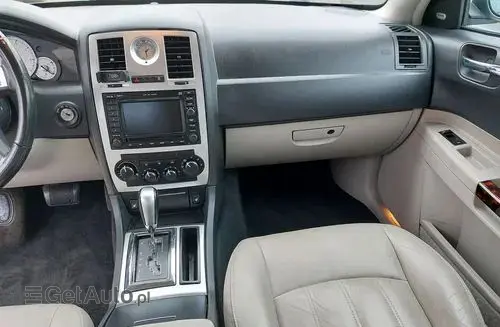 CHRYSLER 300C 