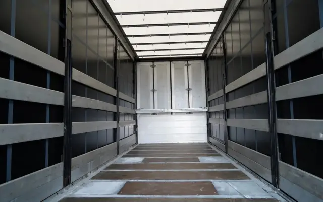 WECON PRZYCZEPA - 7,7 M / TANDEM / PRZEJAZDOWA / 