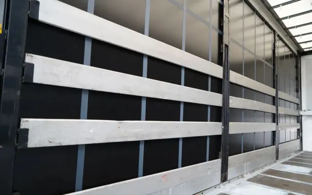 WECON PRZYCZEPA - 7,7 M / TANDEM / PRZEJAZDOWA / 