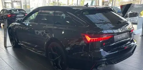 AUDI Rs6 