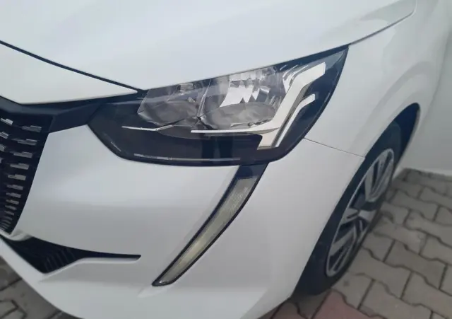 PEUGEOT 208 BlueHDi 100 Active