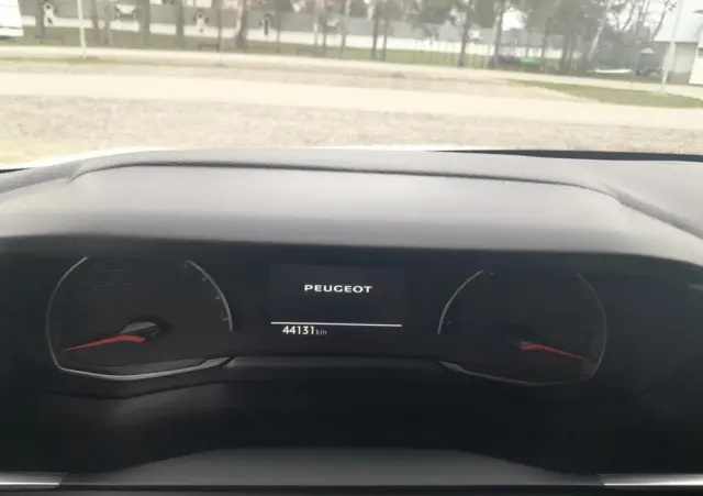 PEUGEOT 208 BlueHDi 100 Active