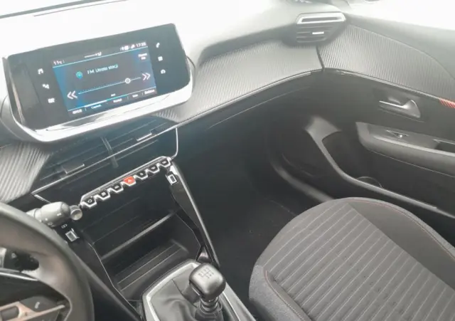 PEUGEOT 208 BlueHDi 100 Active