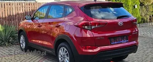 HYUNDAI Tucson 