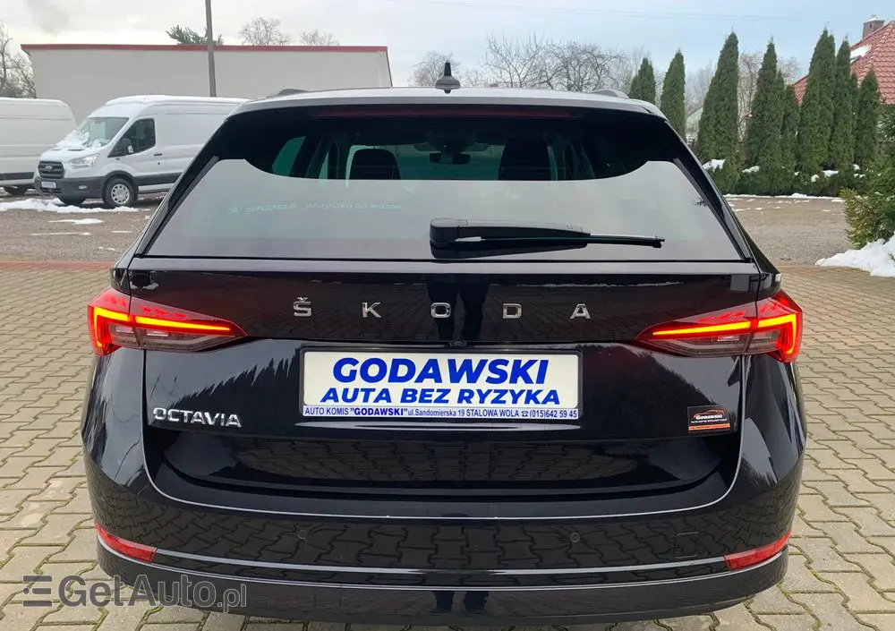 SKODA Octavia 