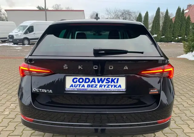 SKODA Octavia 