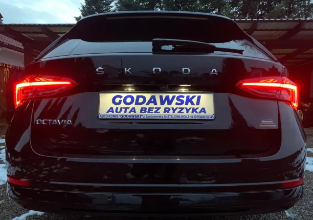 SKODA Octavia 