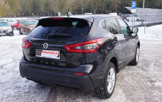 NISSAN Qashqai 1.2 DIG-T N-Connecta Xtronic EU6