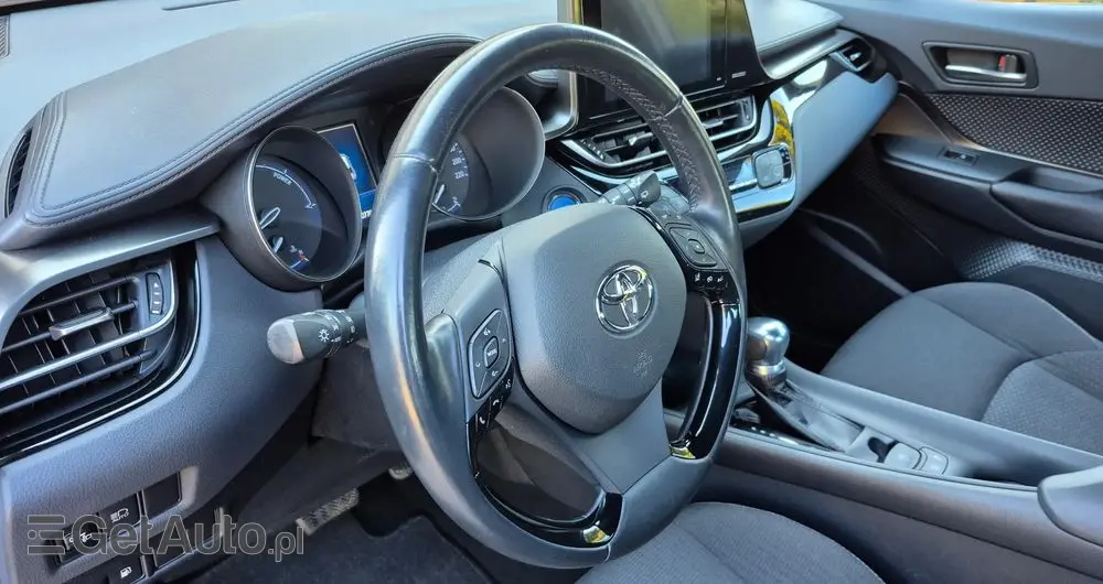 TOYOTA C-HR Flow
