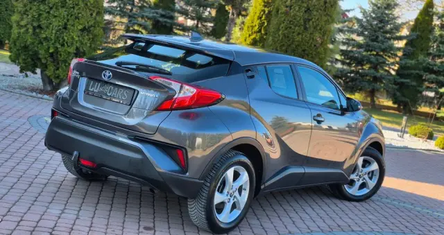 TOYOTA C-HR Flow