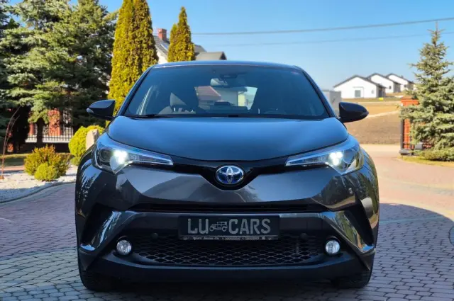 TOYOTA C-HR Flow