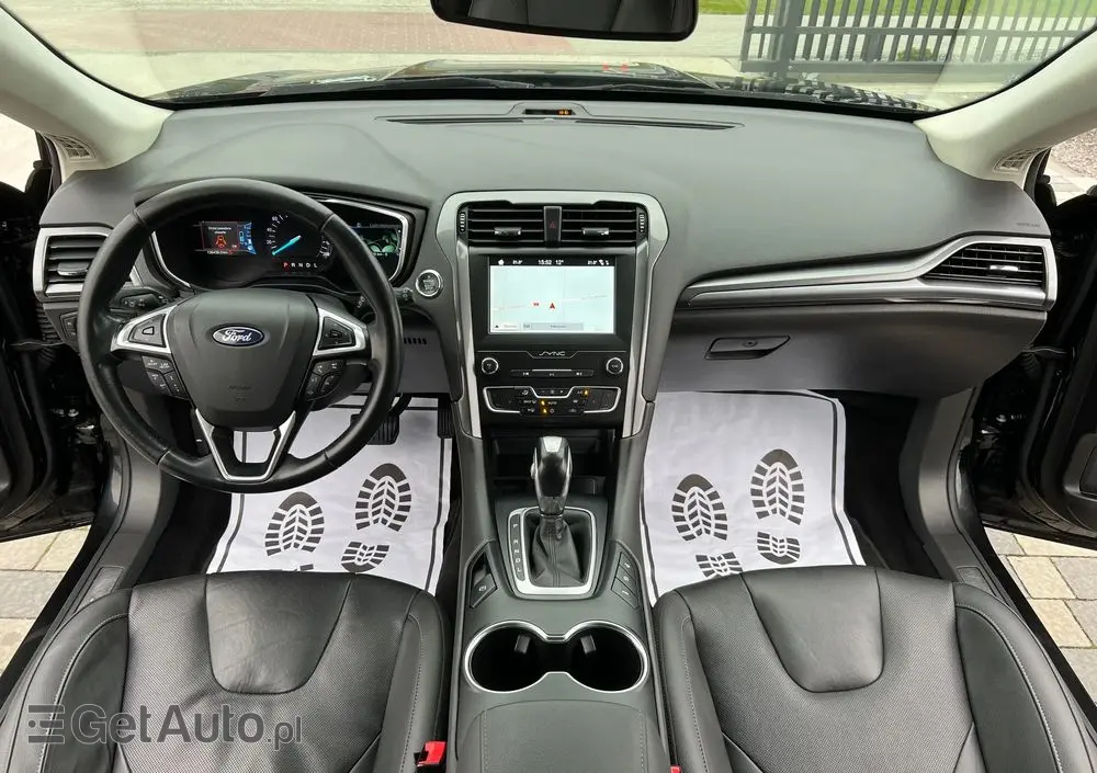 FORD Mondeo Turnier 2.0 Ti-VCT Hybrid Titanium