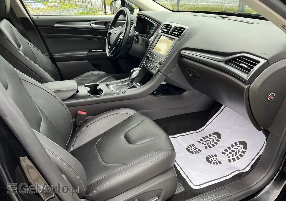 FORD Mondeo Turnier 2.0 Ti-VCT Hybrid Titanium