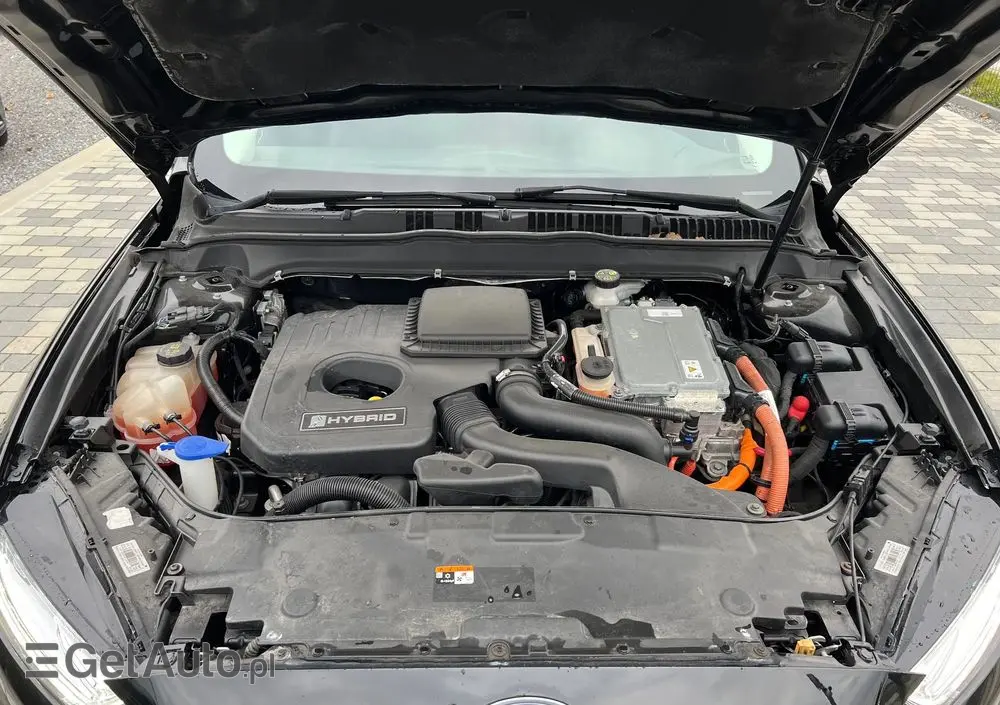 FORD Mondeo Turnier 2.0 Ti-VCT Hybrid Titanium