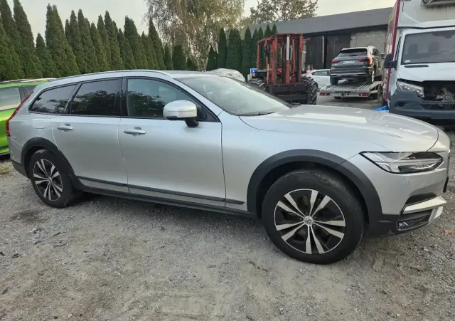 VOLVO V90 Cross Country D5 SCR AWD Pro